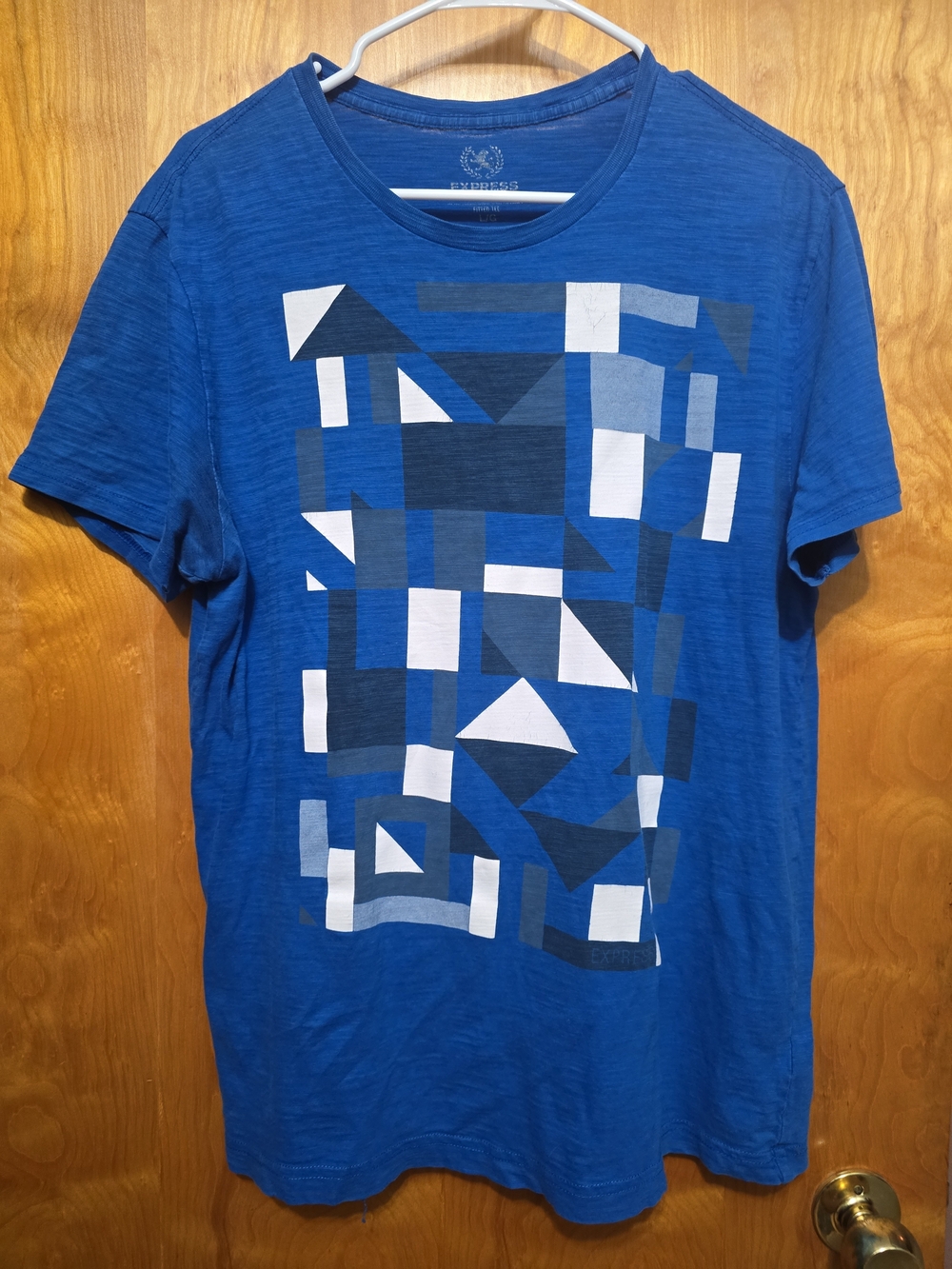 Express Men’s Blue Geometric Graphic Tee